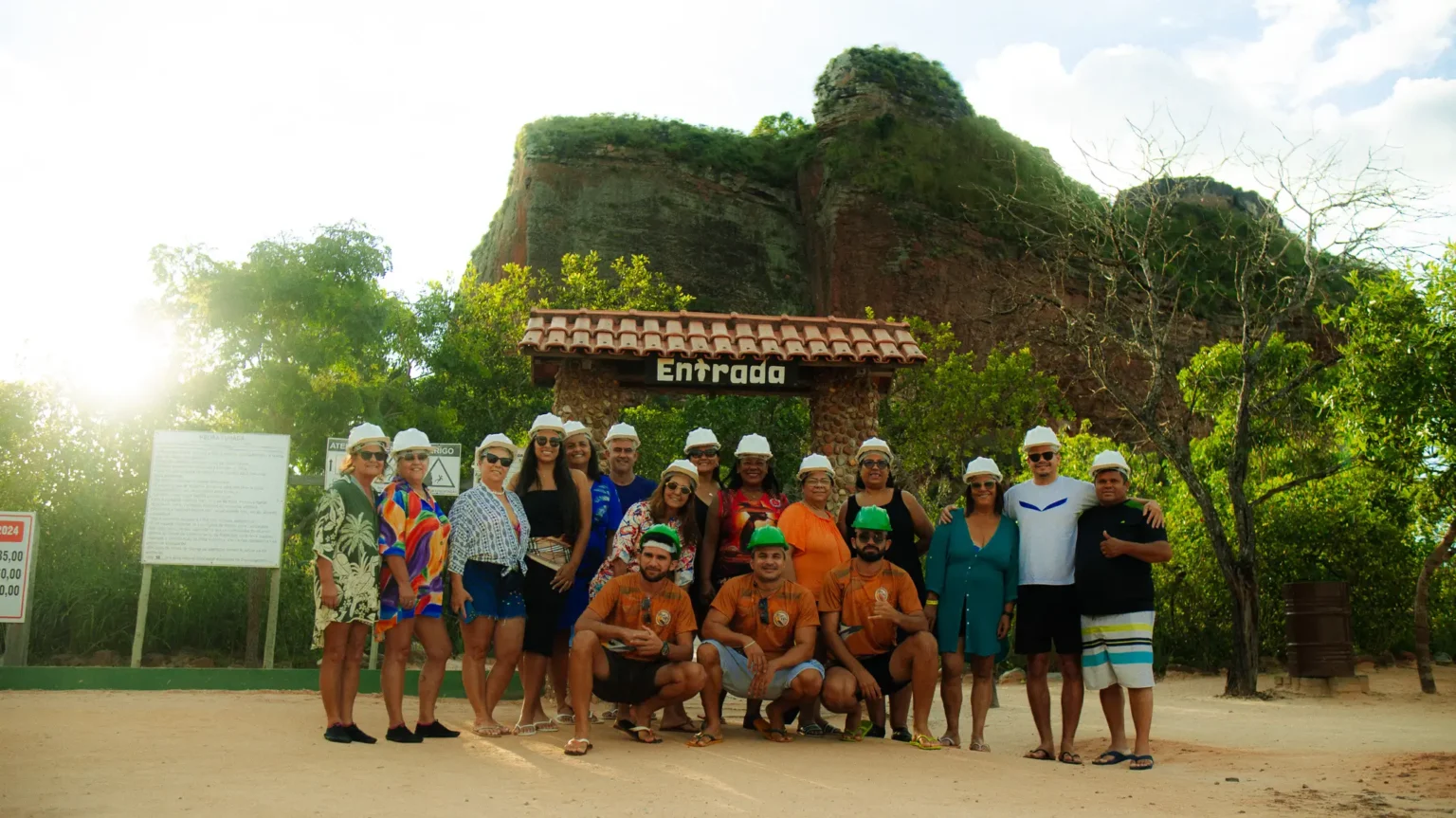 Grupo da RIB Turismo reunido durante uma expedição
